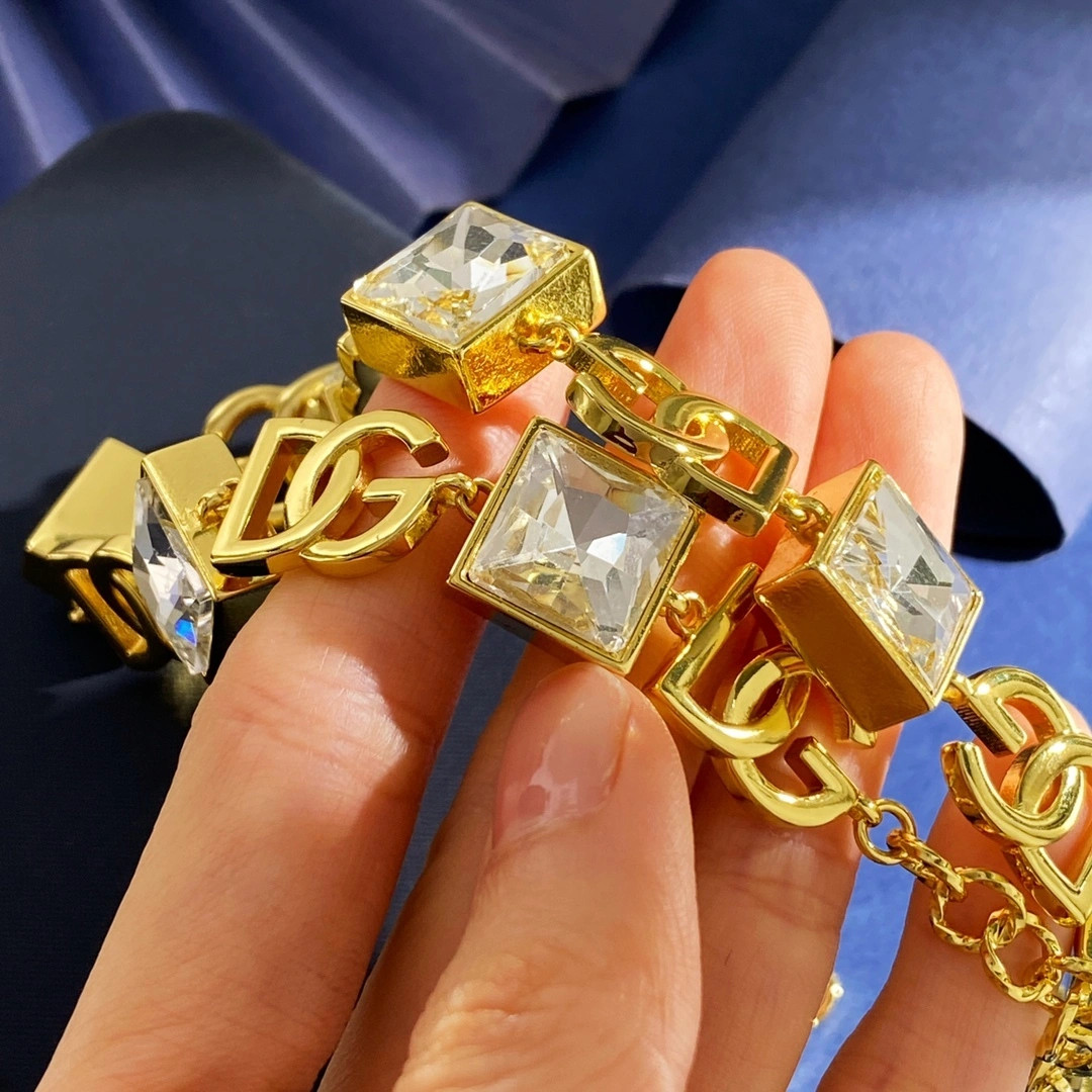 Barbara-- 4o835& 103.3g necklace item : E-S092J3043H